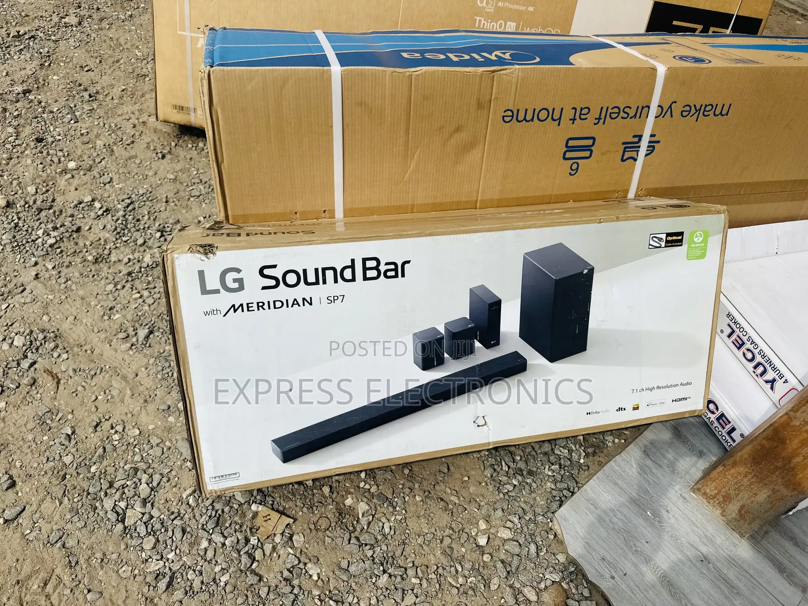 SP7R Sound System With Woofer LG. Black With Rear Speakers