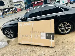 Ultra Thin UHD Display Smart LG 65” UR73