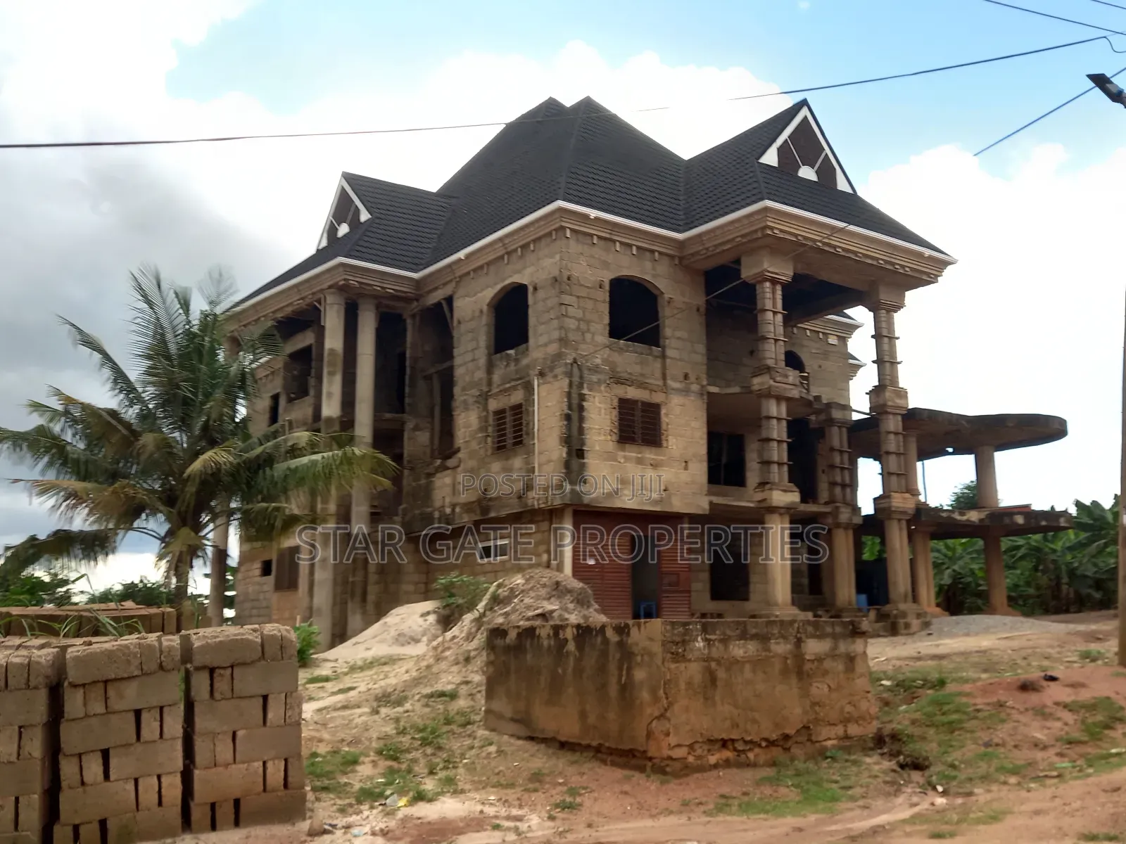 15 Bedrooms Hotel for Sale