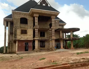 15bdrm House in Bosore Saaman, Near, Kumasi Metropolitan for sale