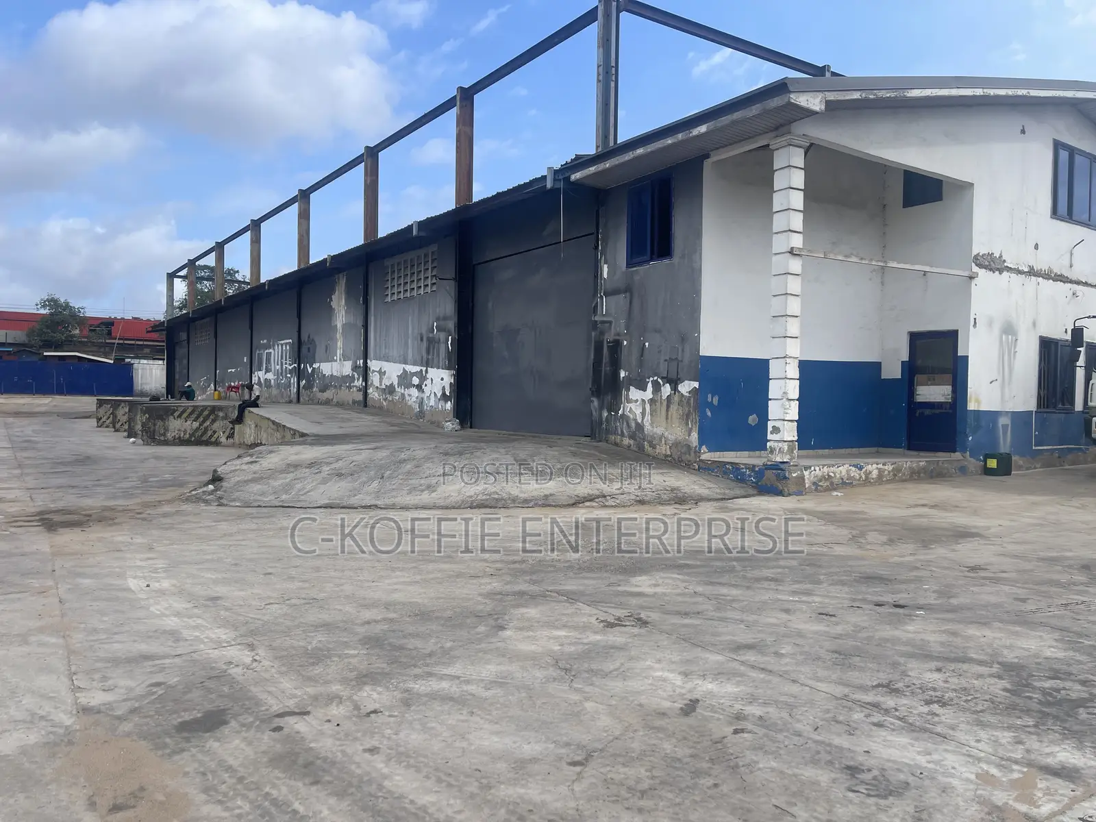1200 SQM WRHS + Offices at Achimota for Rent