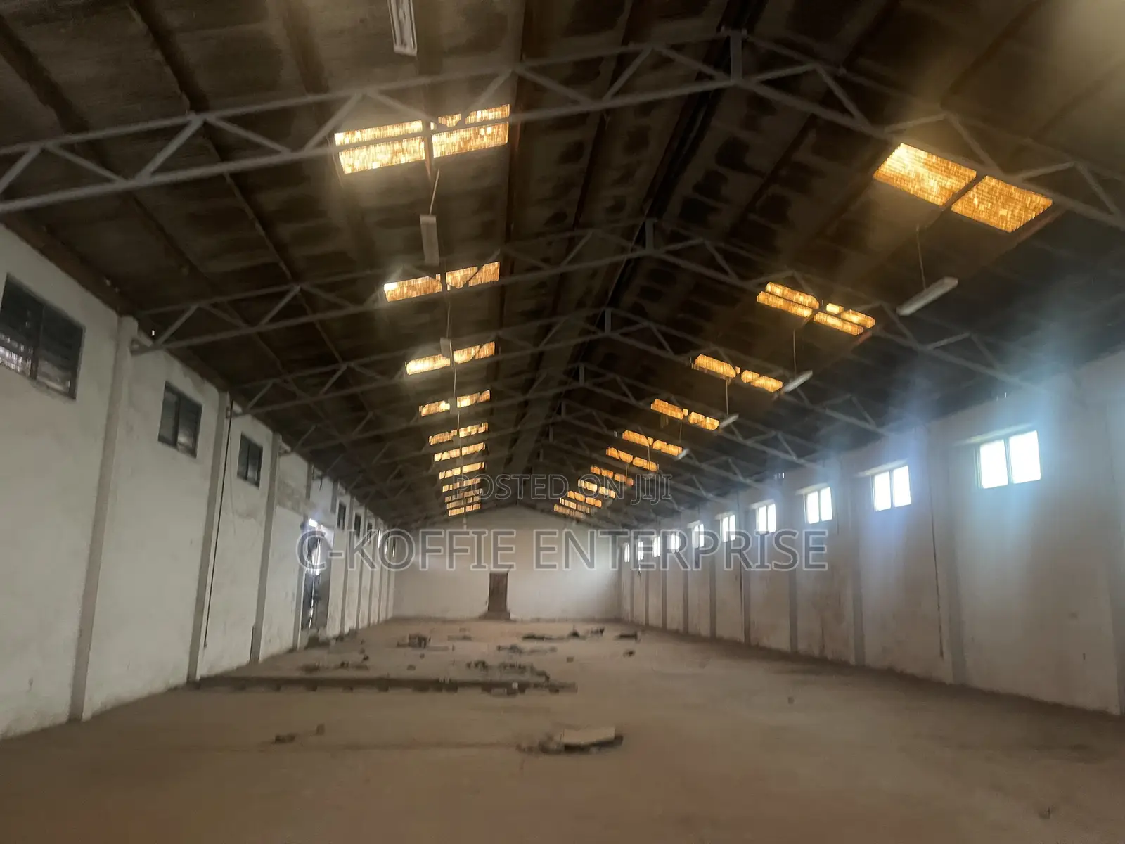 1300 SQM Warehouse at Tema for Rent