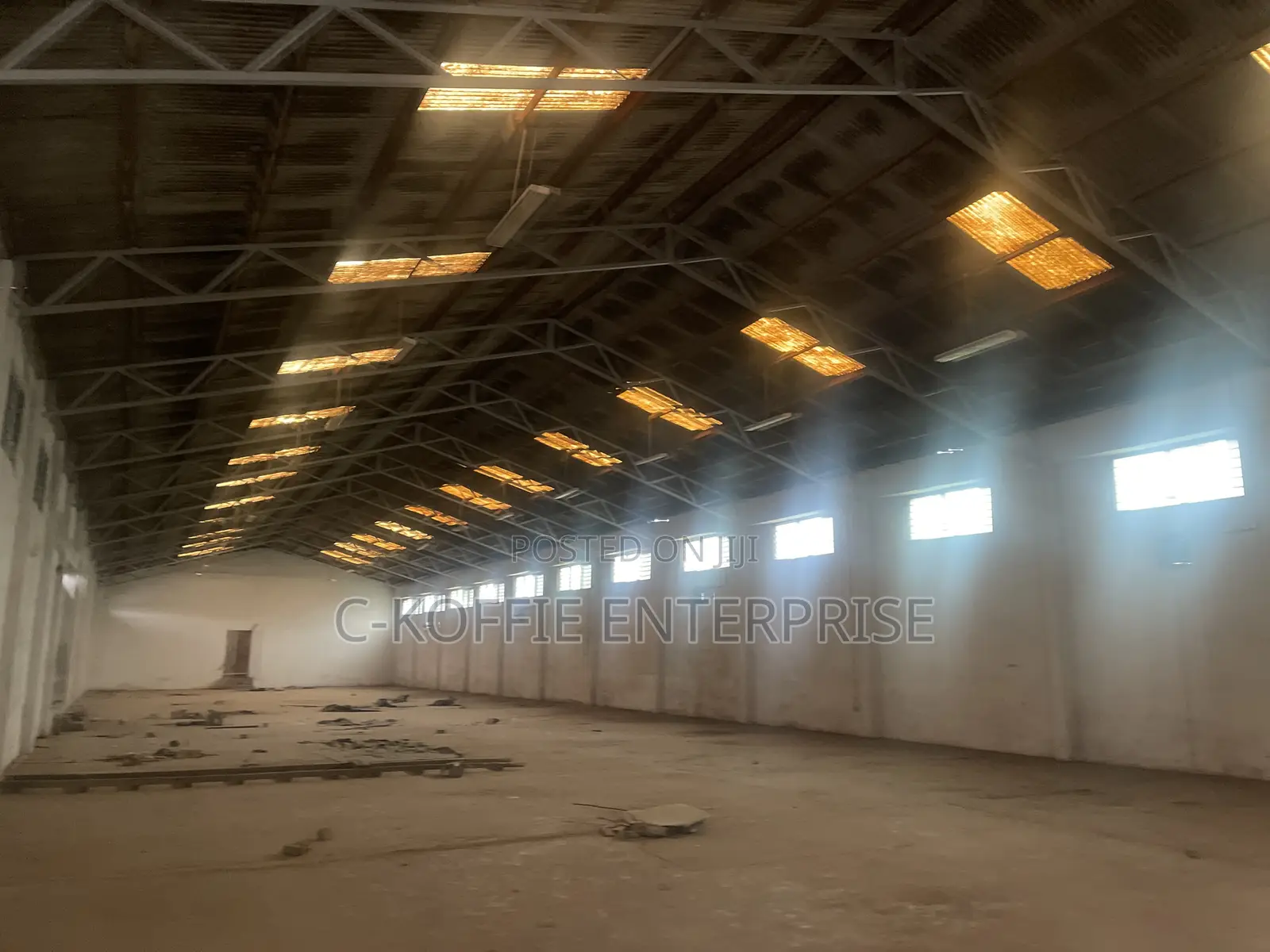 1300 SQM Warehouse at Tema for Rent