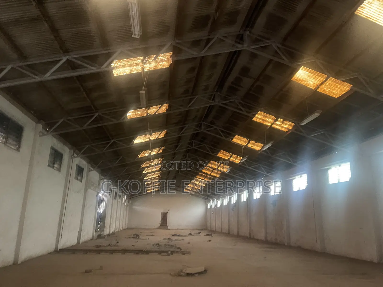 1300 SQM Warehouse at Tema for Rent