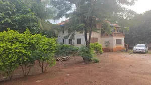 5bdrm House in Fredimens Real, Kumasi Metropolitan for sale