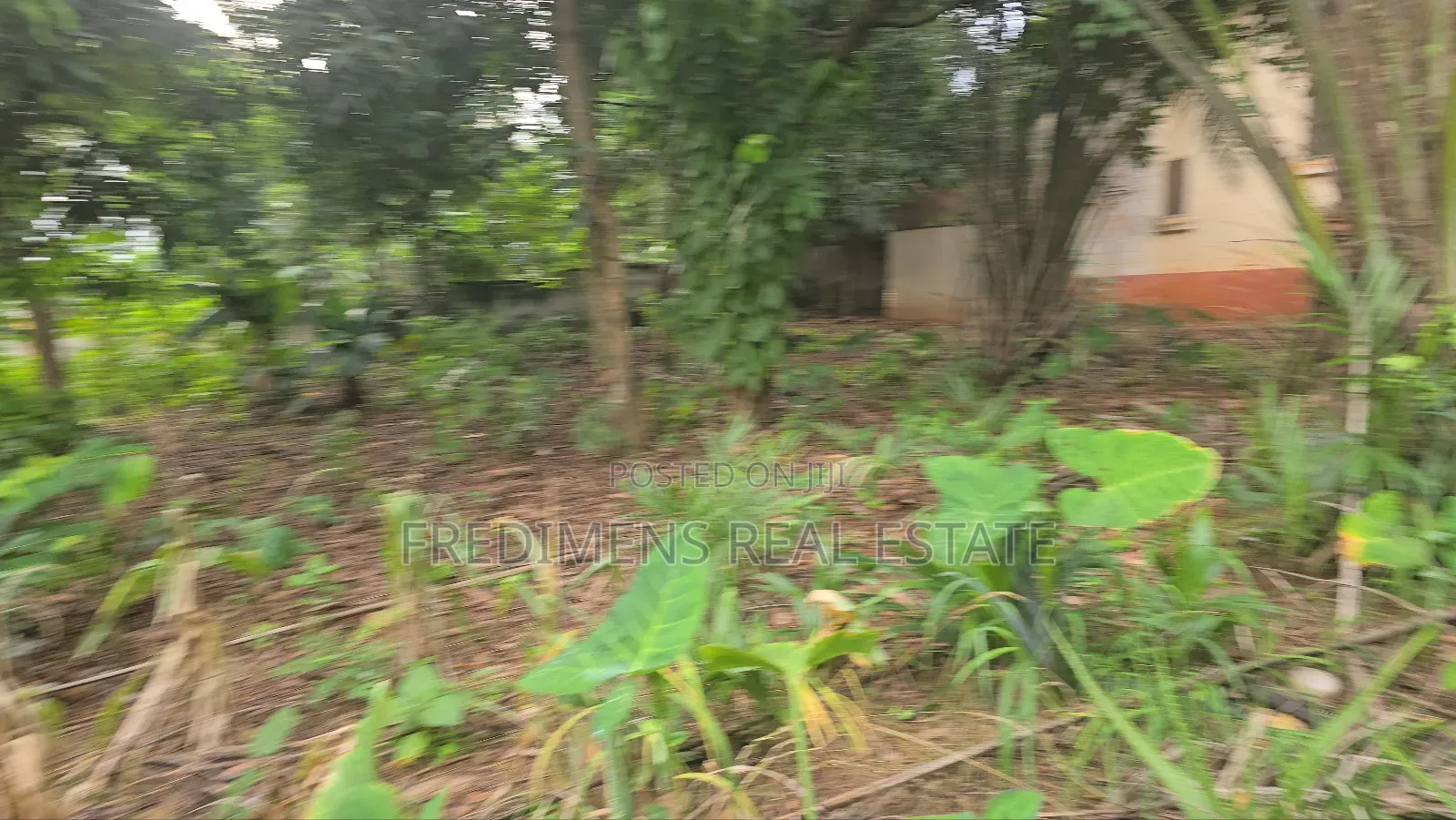 5bdrm House in Fredimens Real, Kumasi Metropolitan for sale