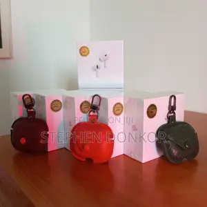 Airpods Pro 2nd Generation With Magsafe Charging Case