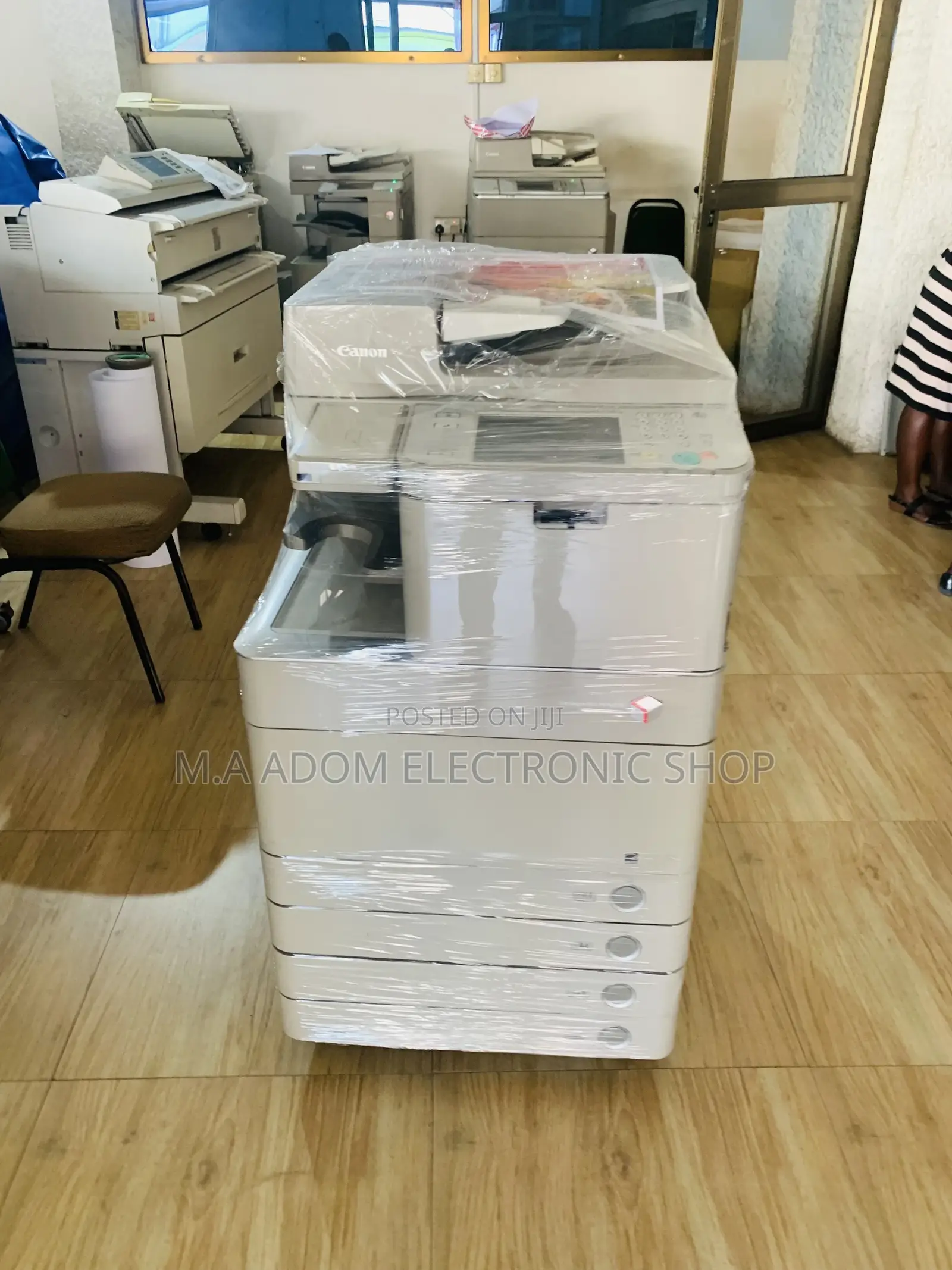 Canon C5235i Color Black/White Copier (Home Used)