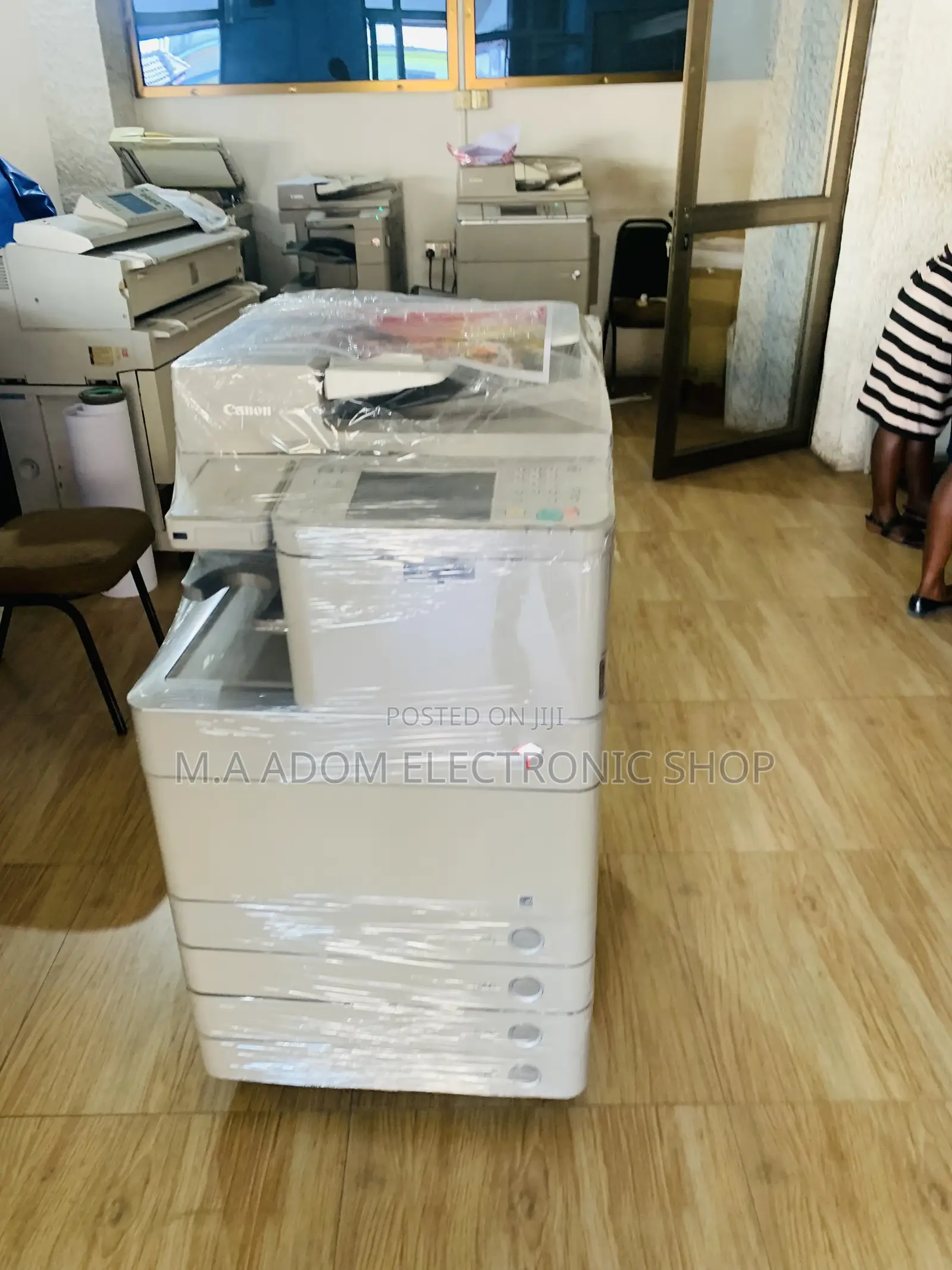 Canon C5235i Color Black/White Copier (Home Used)
