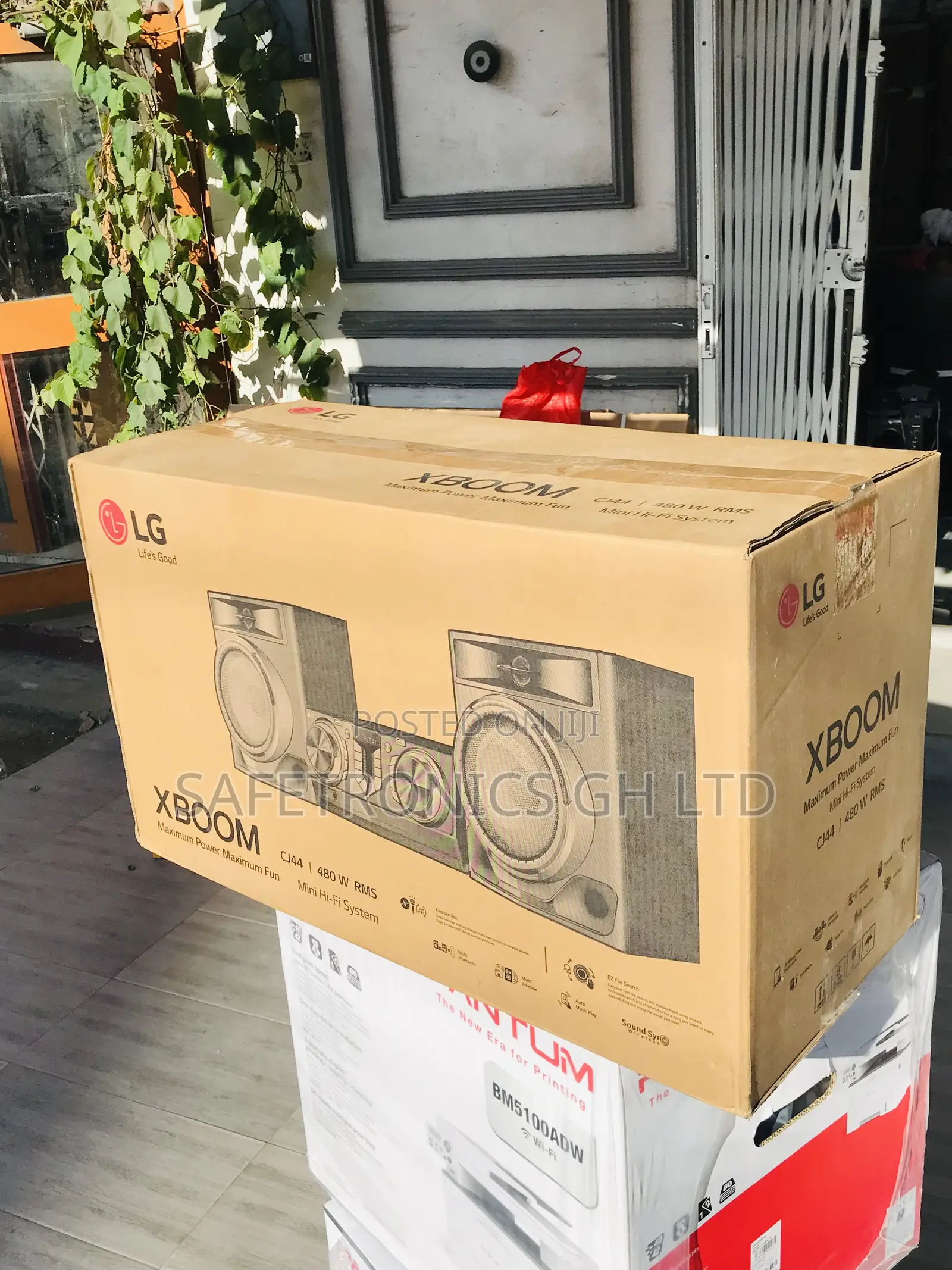 Great Offer on Bluetooth LG CJ44 XBOOM Speakers 