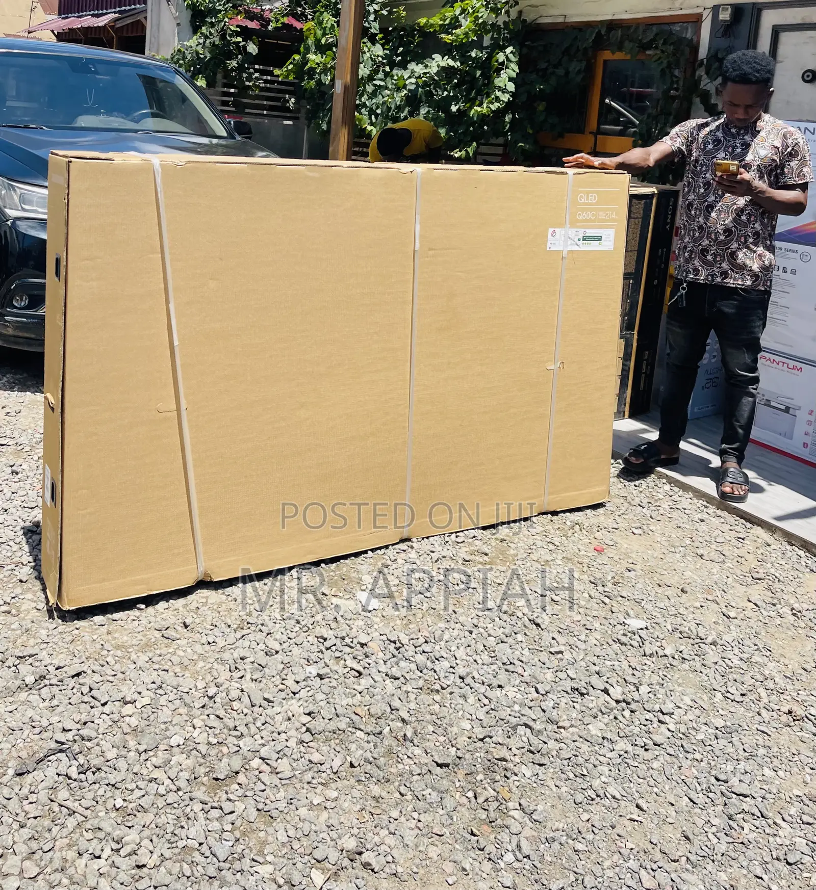 Latest and Classic Samsung 85 Inch Qled Smart Tv.