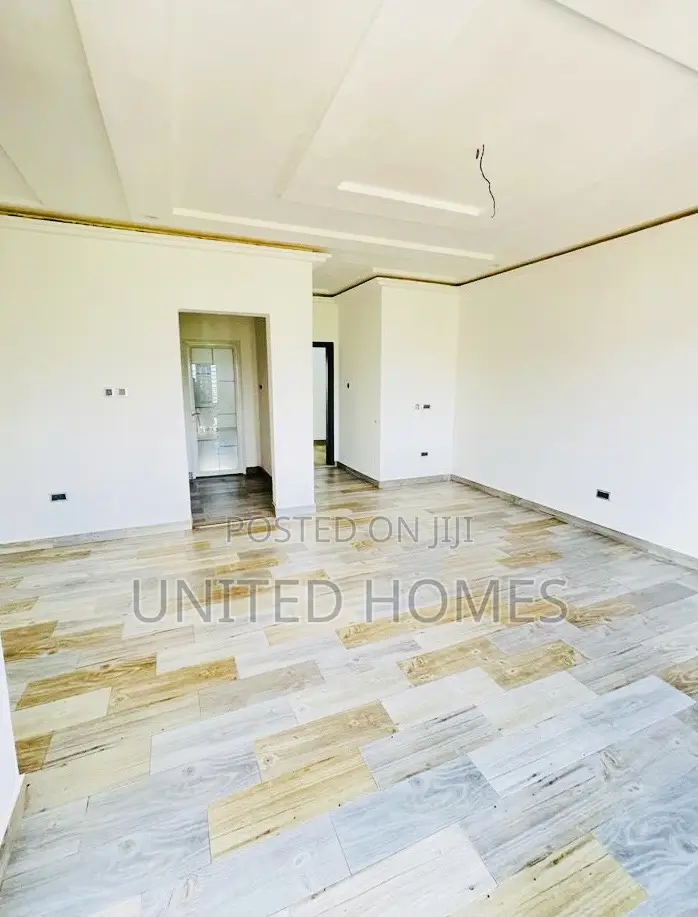 5bdrm House in Oyarifa for sale
