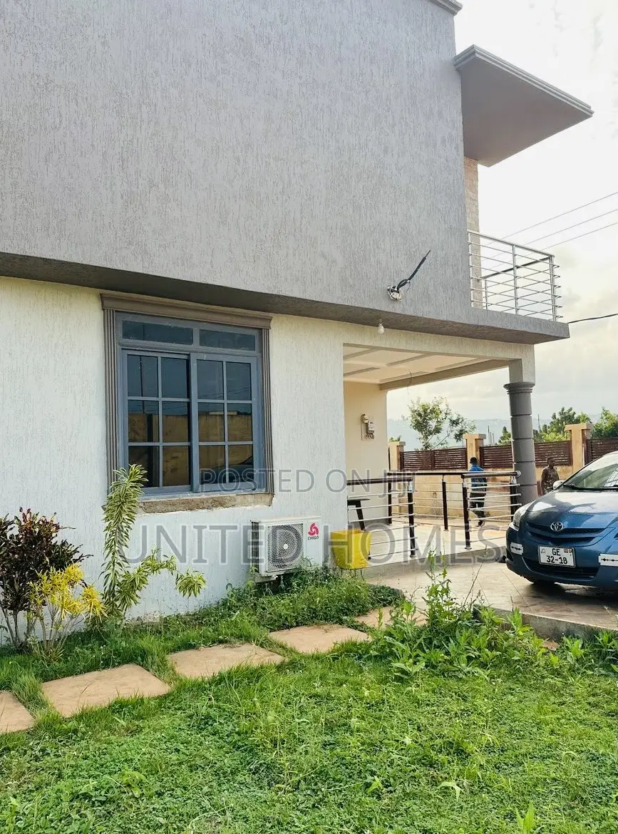 5bdrm House in Oyarifa for sale