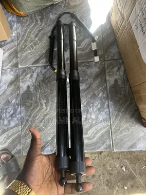 Toyota Highlander Electronic Boot Shocks Absorber Pair