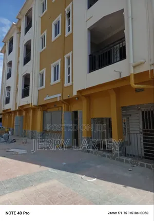 1bdrm Apartment in Dansoman Snitt Down for rent