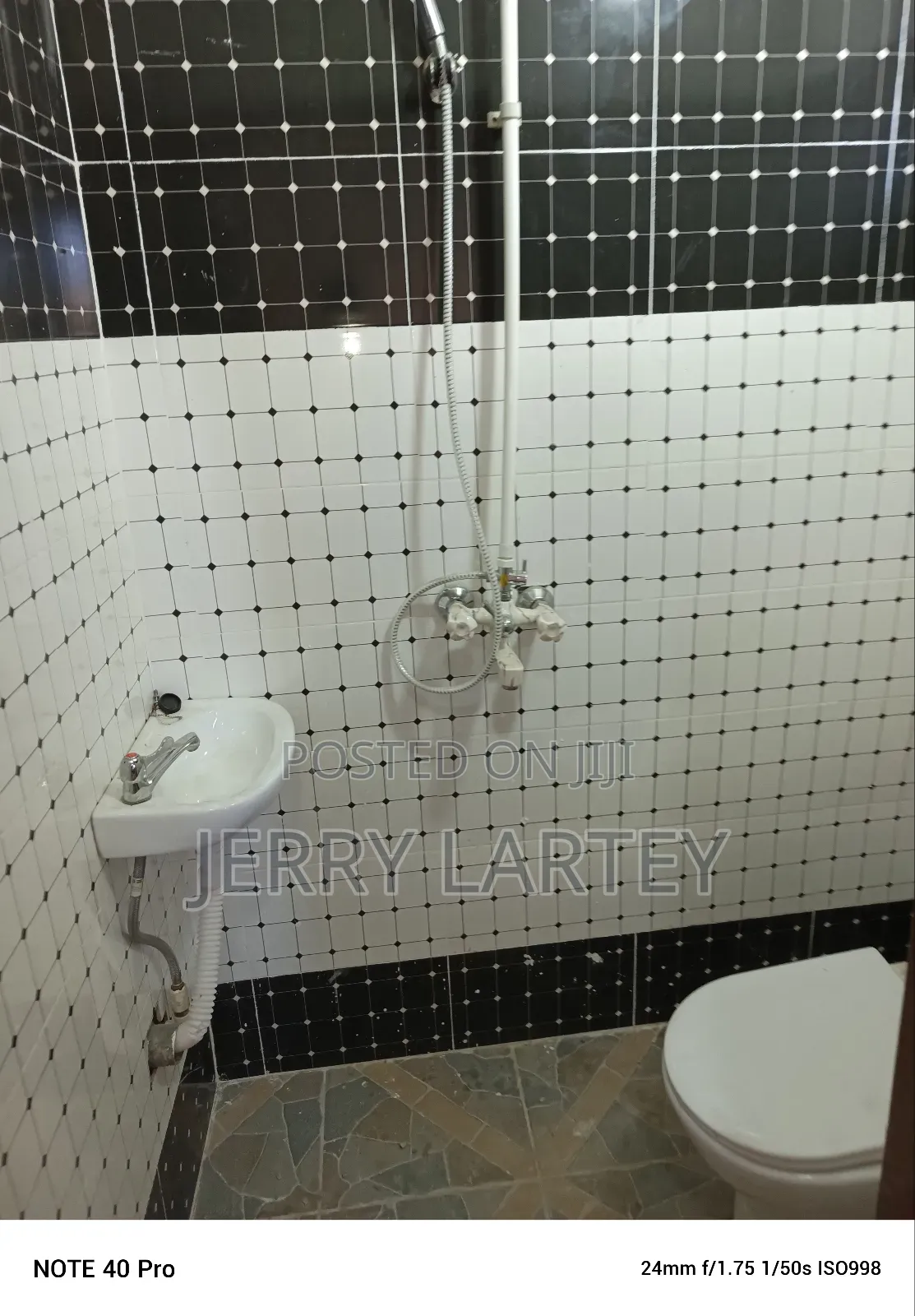 1bdrm Apartment in Dansoman Snitt Down for rent