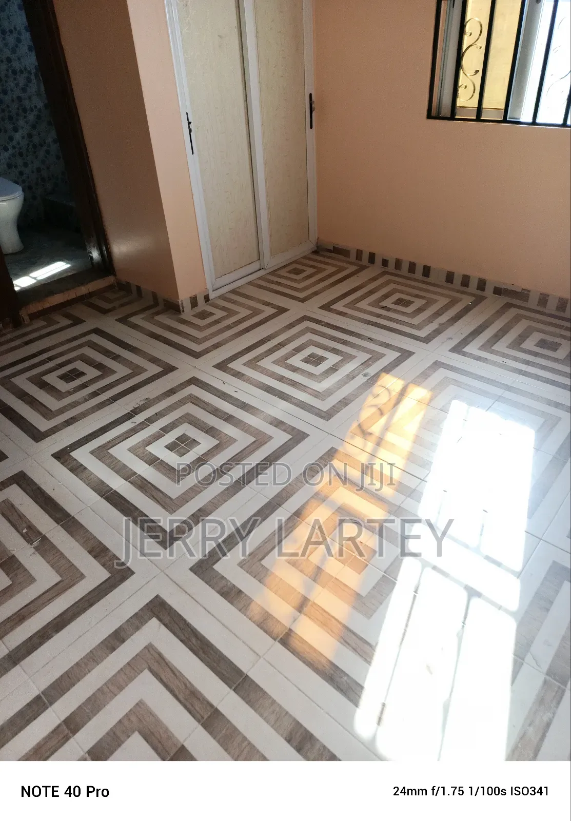 3bdrm Apartment in Dansoman Snitt Down for rent