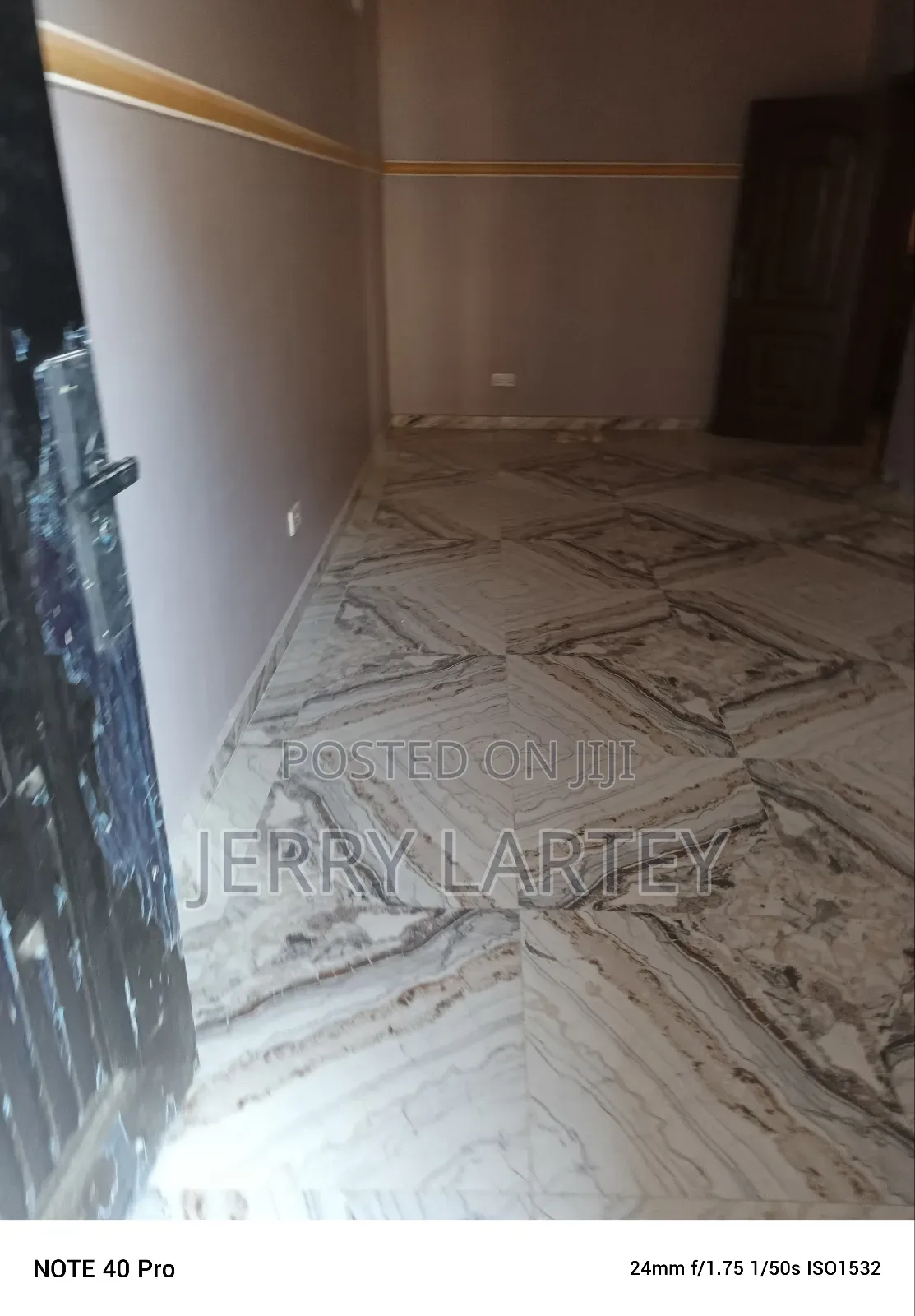 3bdrm Apartment in Dansoman Snitt Down for rent