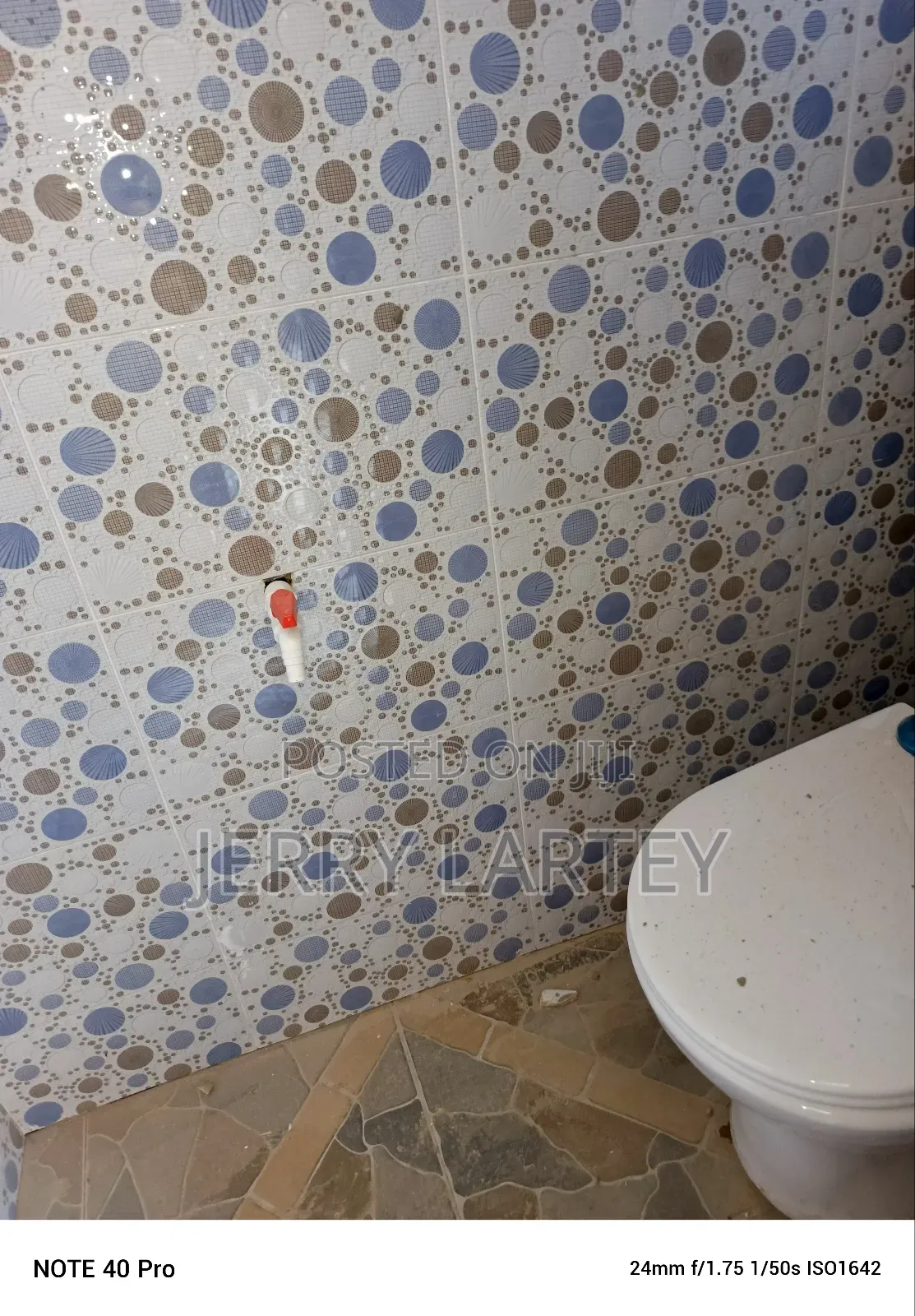 3bdrm Apartment in Dansoman Snitt Down for rent