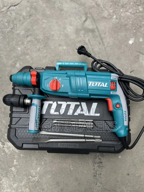 Total Rotary Hammer 800watts + Chuck