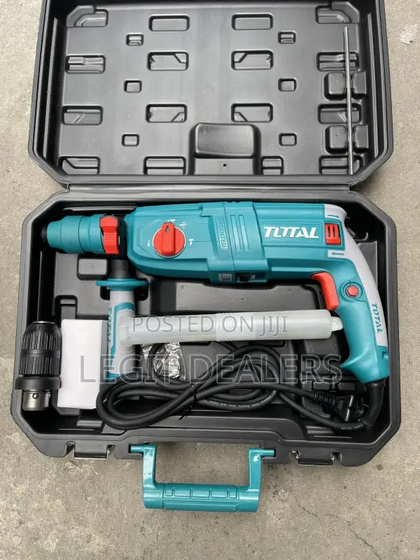 Total Rotary Hammer 800watts + Chuck