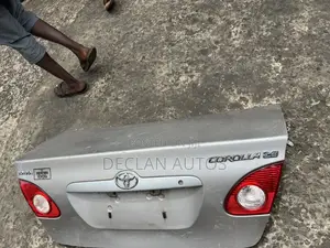 Toyota Corolla 2007 Boot