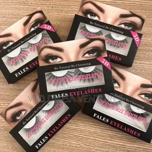Glamourous Eyelashes