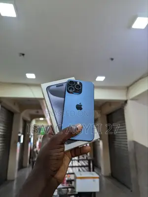 New Apple iPhone 15 Pro Max 256 GB Blue
