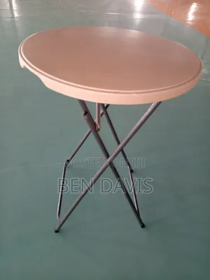 Cocktail TABLE
