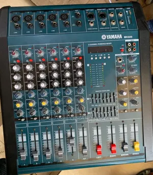 Yamaha MK-600 6 Channel Powered Mixer