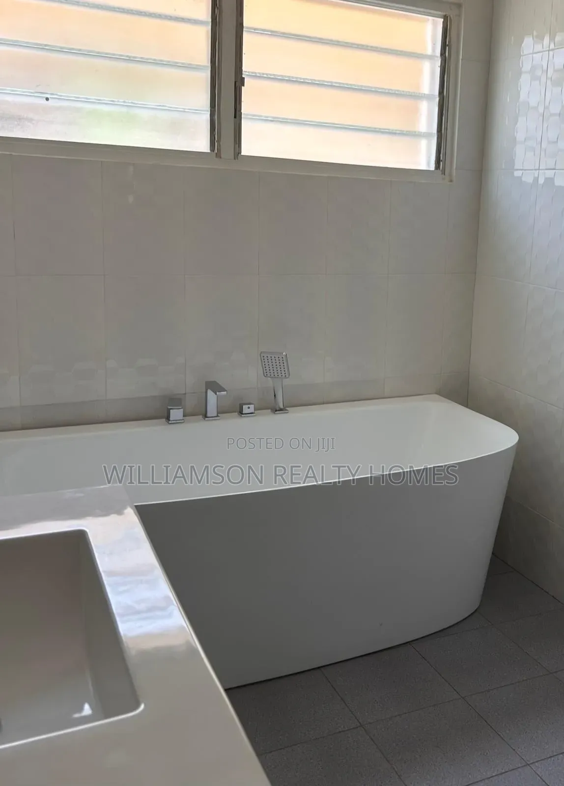 4bdrm House in Hfc Estate Area, Spintex for rent