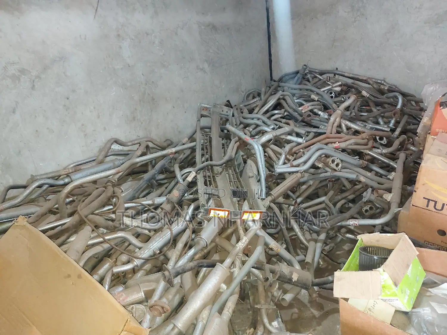 Exhaust Specialist