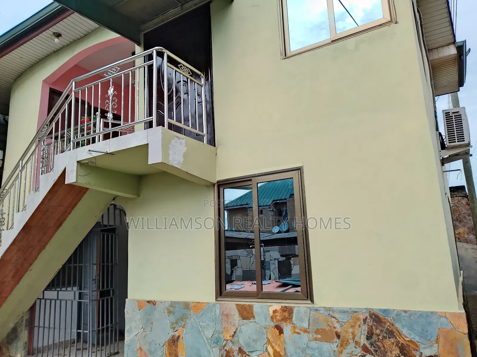 1bdrm Apartment in Spintex Main Road for rent