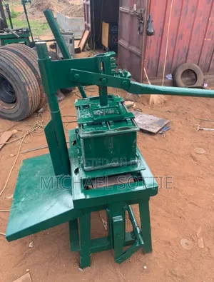 Automatic Quality Block Moulding Machine