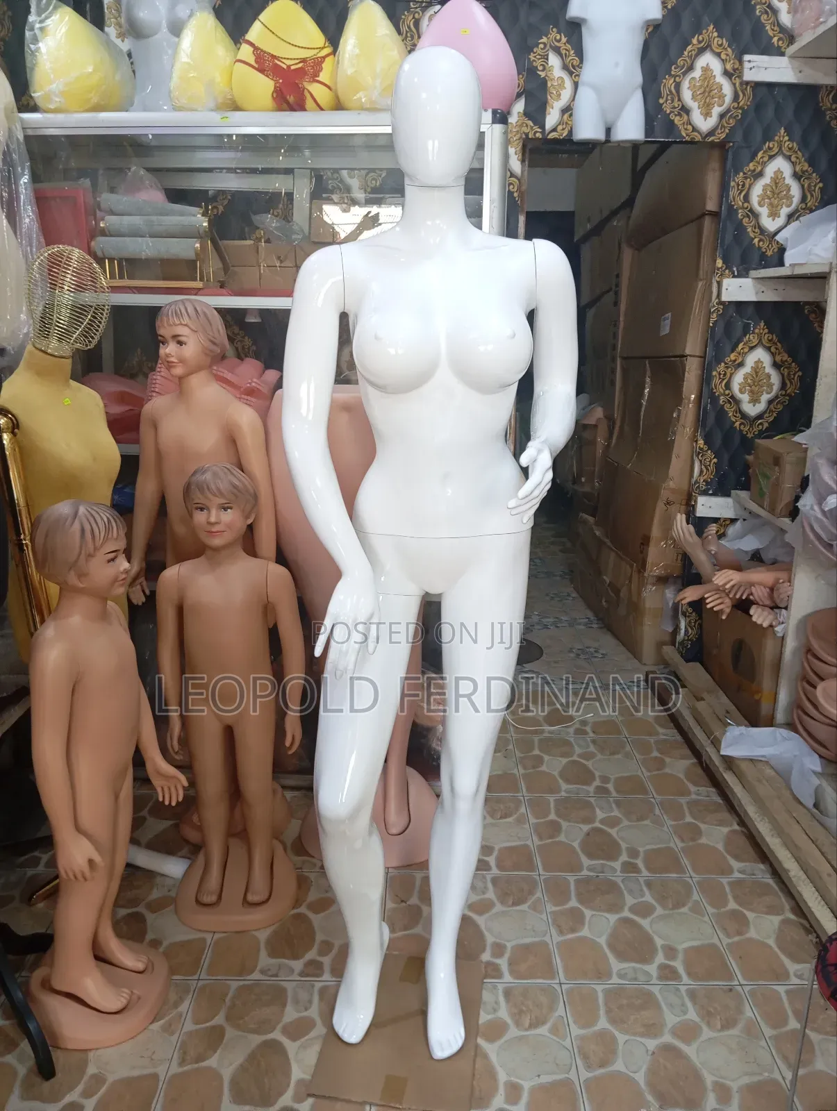 White Big Burst Female Mannequins