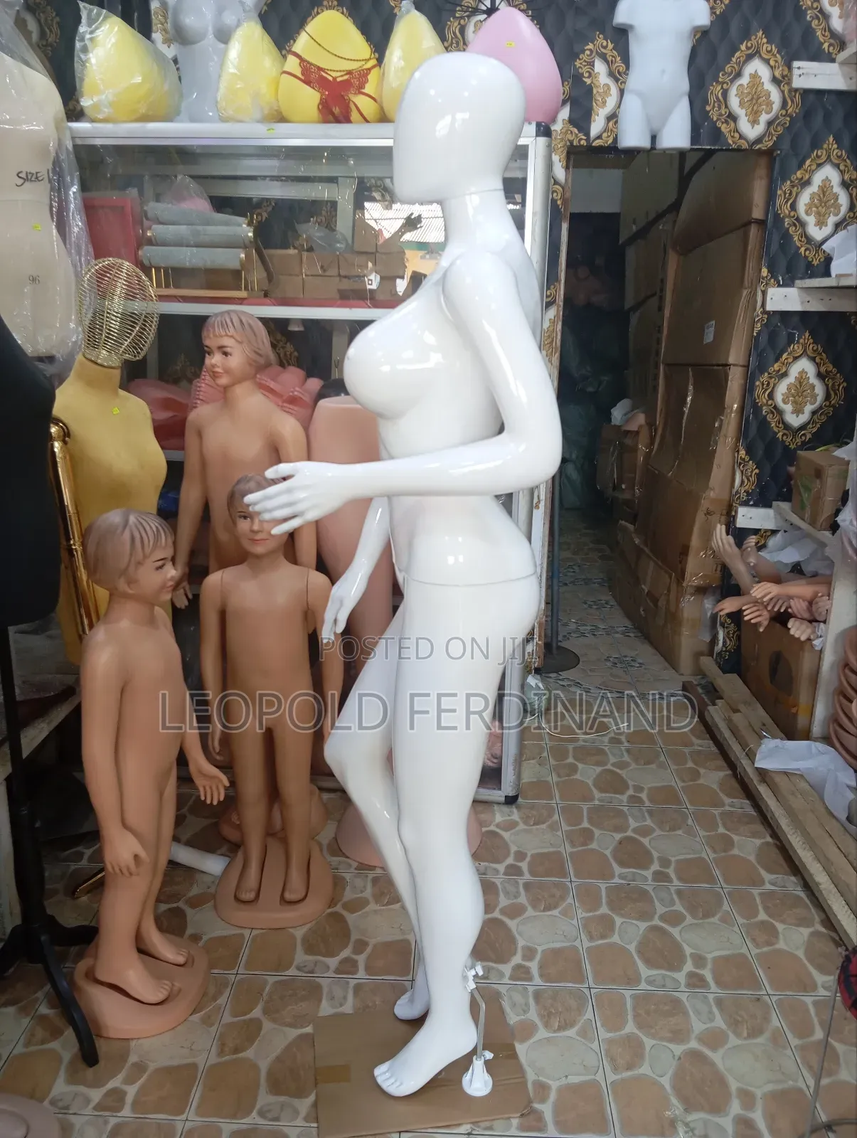 White Big Burst Female Mannequins