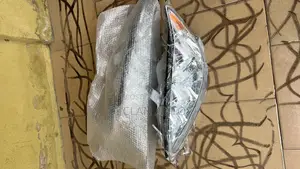 Toyota Camry 2004 Headlights