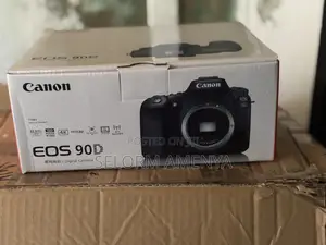 Canon Eos 90d (Used)