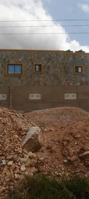 Tiles Laya