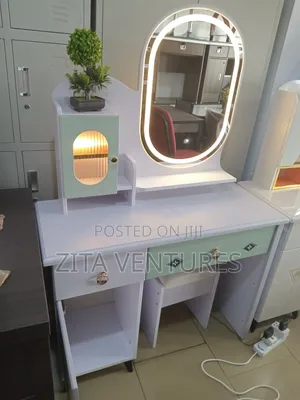 Design Dressing Mirror
