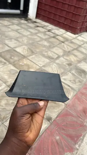 Honda CR-V 2018 Front Sensor Cover