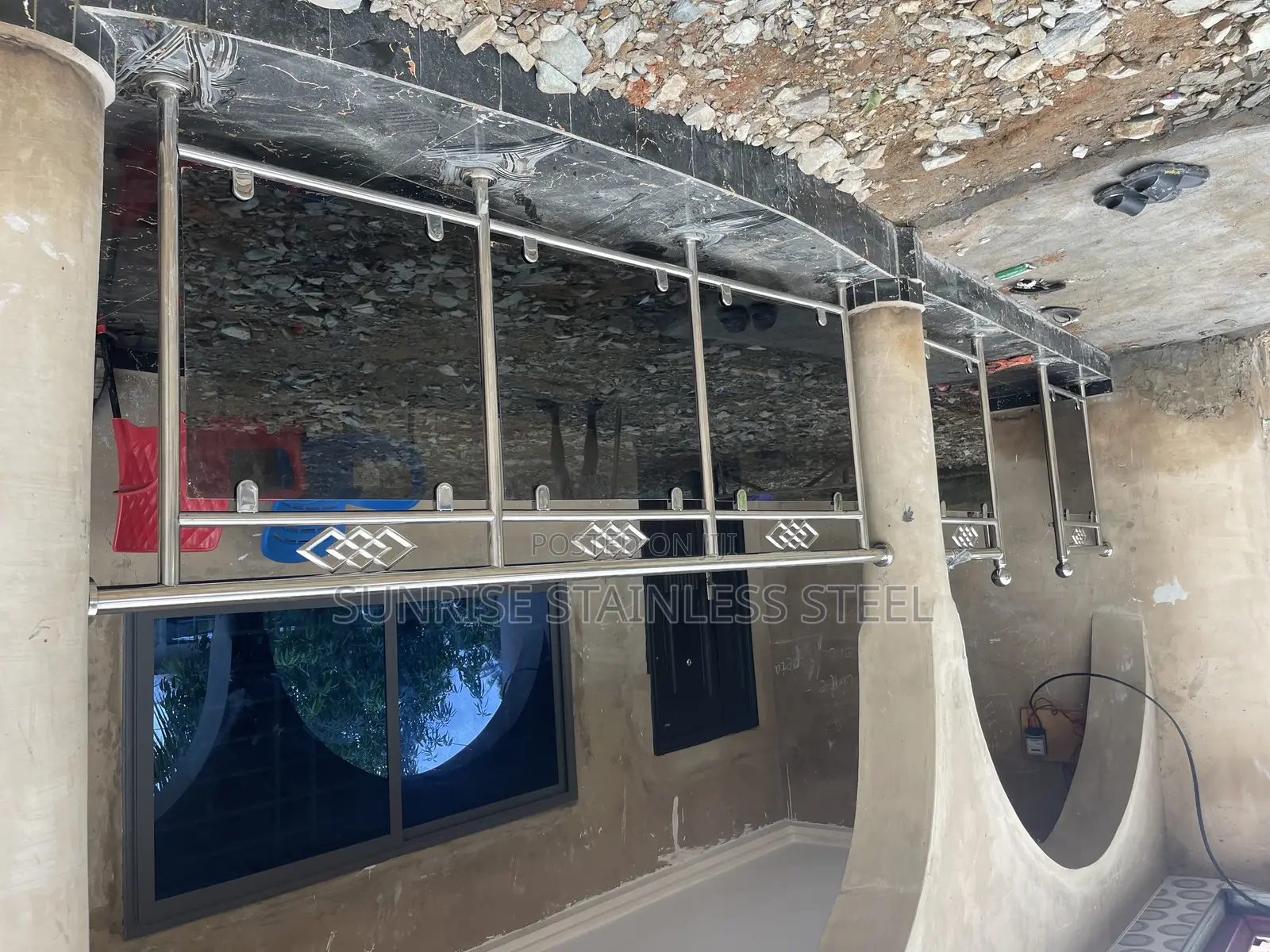 Stainless 10mm Glass Balustrade
