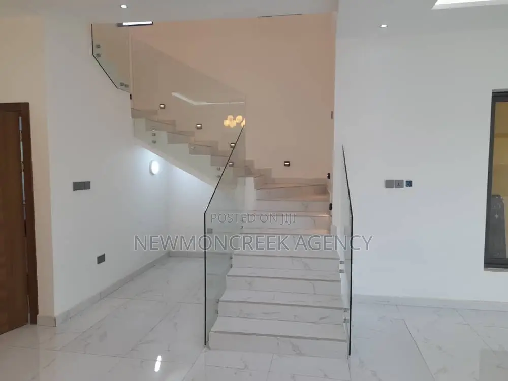 4bdrm Duplex in East Legon Hills, Accra Metropolitan for sale