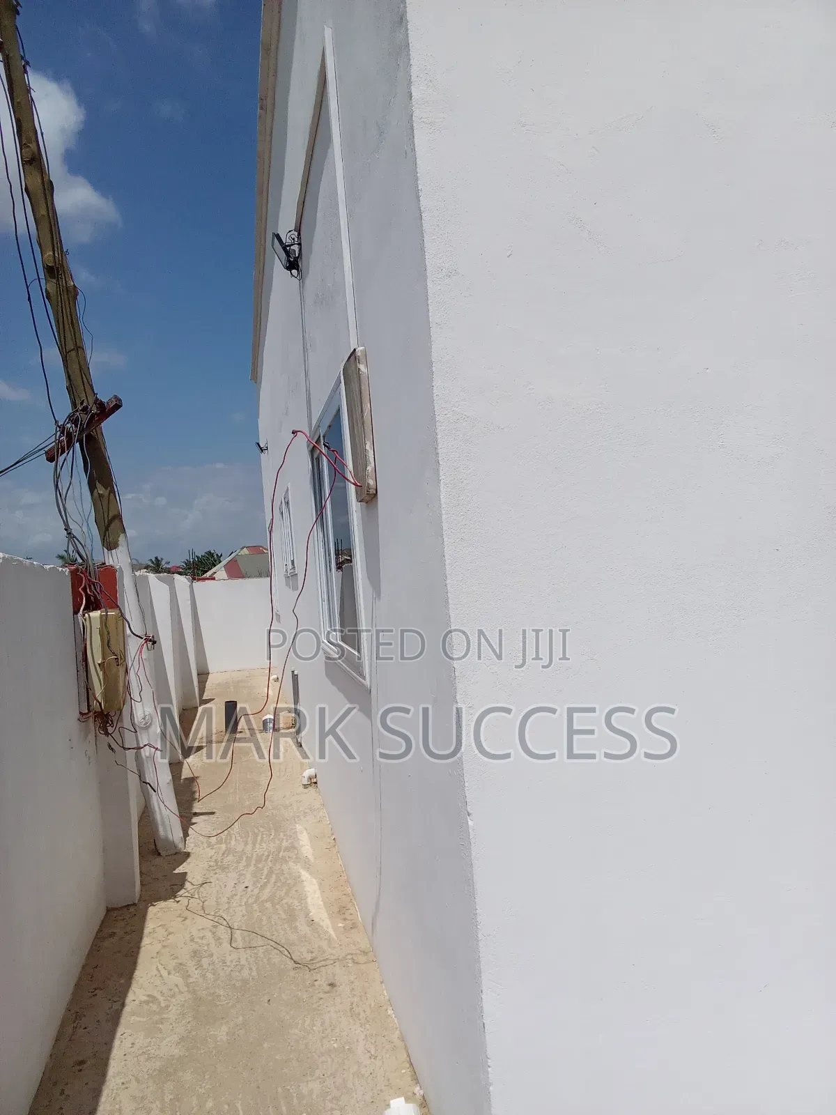 2bdrm House in Budumburam for sale