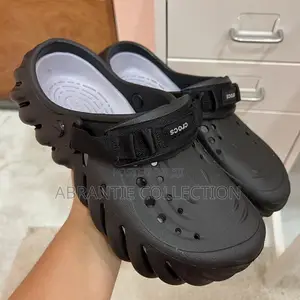 Crocs Echo Clogs