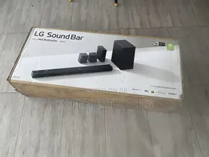 LG SP7R 7.1C High Res Audio Sound Bar(Better Sound Together)