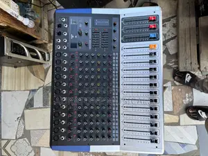 Yamaha 12 Channel Power Mixer
