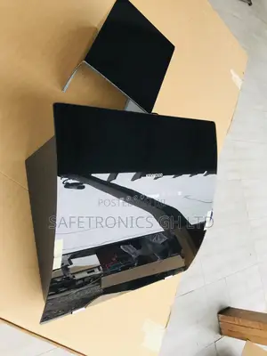 Elegant 60cm Heat Extractor Hob Kenwood Touch Screen 