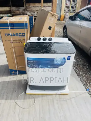 Affordable Midea 7kg Top Load Washing Machine.