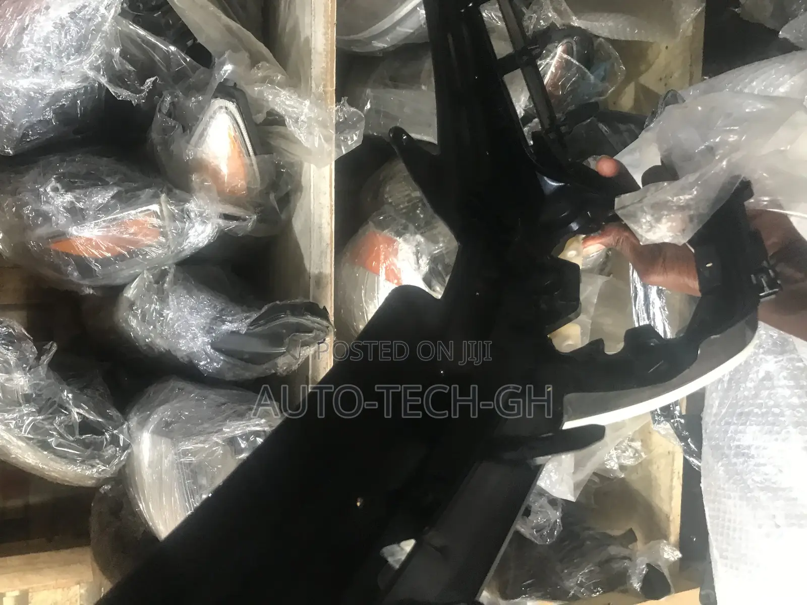 Top Grill for Toyota Corolla 2017 to 2018